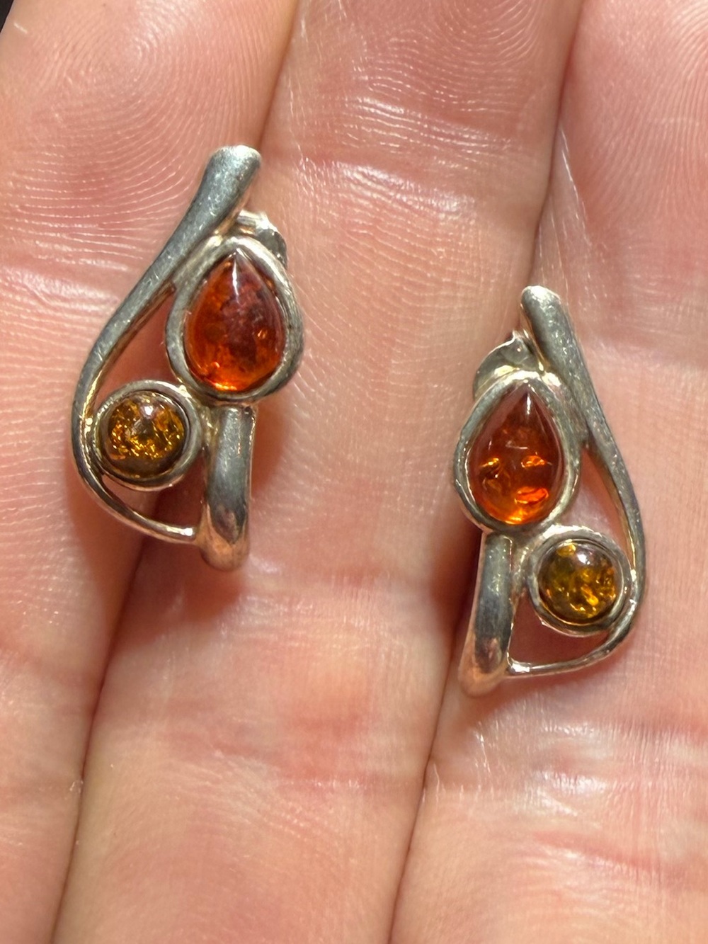 Vintage 925 Sterling Silver Baltic Amber Teardrop Stud Earrings